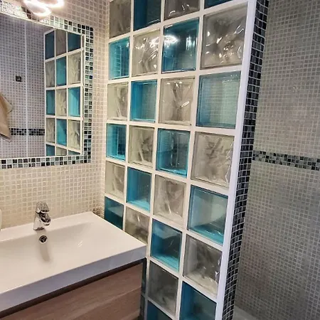 Comfortable Duplex Rive Droite